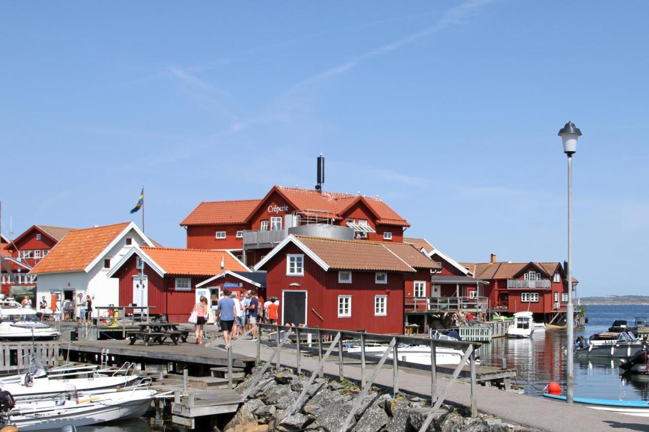 Seglarhotellet - Vandrarhem Pa Kaeringoen Karingon Buitenkant foto